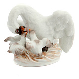 Фигурка Meissen 6 см Лебедь с птенцами